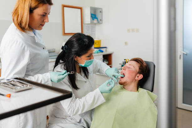Best Emergency Dentist for Knocked-Out Tooth in South Lyon, MI