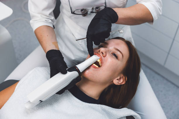 Best Holiday Emergency Dentist in South Lyon, MI